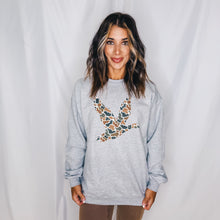 Load image into Gallery viewer, Duck Camo Crewneck | ASH
