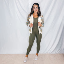 Load image into Gallery viewer, Walk on By Lightweight Shacket | IVORY MULTI (J26) (1 large left)
