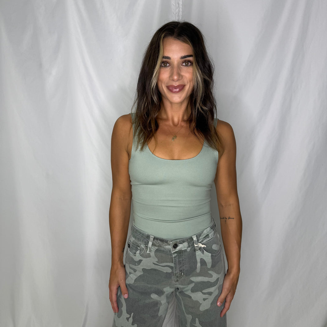Smoothing Bodysuit | LIGHT GREEN