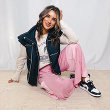 Load image into Gallery viewer, Rhinestone Rock Puffer Vest | BLACK (1 small left)
