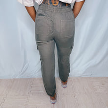 Load image into Gallery viewer, Always on Time Cargo Pant | OLIVE (J28)
