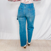 Load image into Gallery viewer, Work it Out High Waisted Boyfriend Jeans
